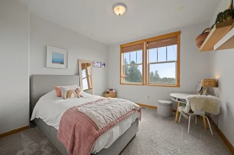 651 NW Morelock Court Bend OR 97703