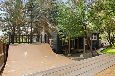 651 NW Morelock Court Bend OR 97703