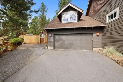 651 NW Morelock Court Bend OR 97703