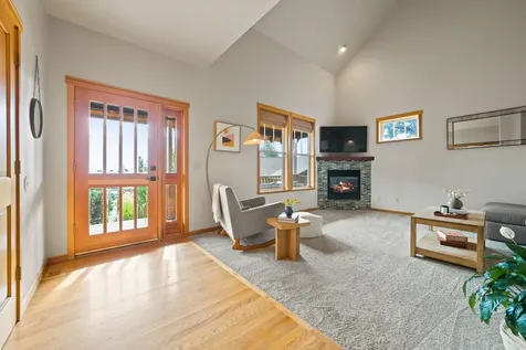 651 NW Morelock Court Bend OR 97703