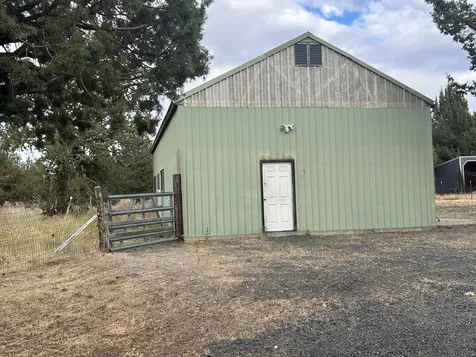 3444 SE Umatilla Loop Prineville OR 97754
