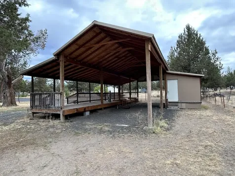 3444 SE Umatilla Loop Prineville OR 97754
