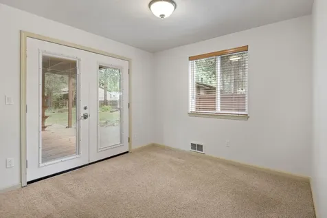 59736 Navajo Road Bend OR 97702