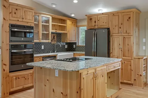 59736 Navajo Road Bend OR 97702