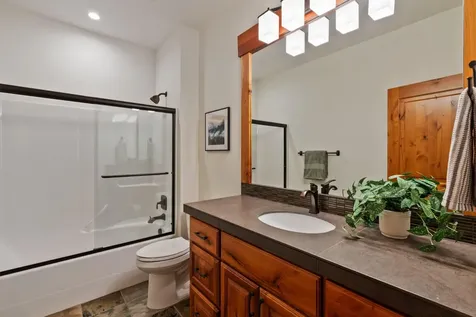 2679 Niagara Court Bend OR 97703