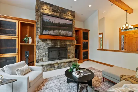 2679 Niagara Court Bend OR 97703