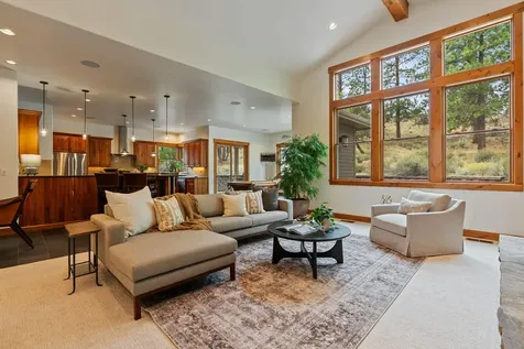 2679 Niagara Court Bend OR 97703