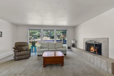 61174 Tapadera Street Bend OR 97702
