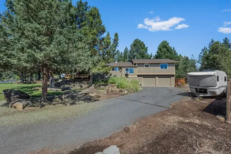 61174 Tapadera Street Bend OR 97702