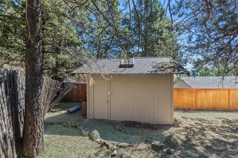 61174 Tapadera Street Bend OR 97702