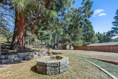61174 Tapadera Street Bend OR 97702