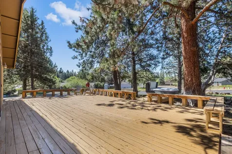 61174 Tapadera Street Bend OR 97702