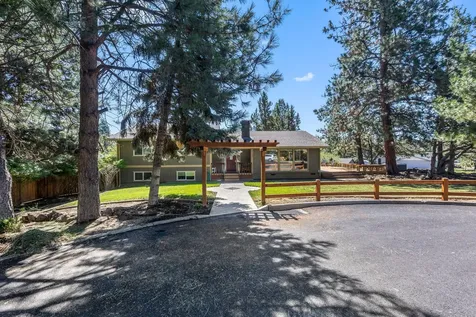 61174 Tapadera Street Bend OR 97702