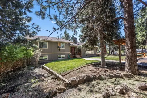 61174 Tapadera Street Bend OR 97702