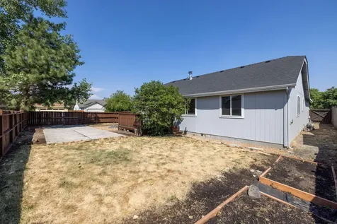 2735 NE Faith Drive Bend OR 97701
