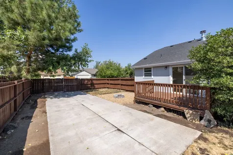 2735 NE Faith Drive Bend OR 97701