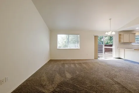 2735 NE Faith Drive Bend OR 97701