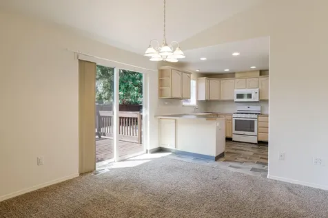 2735 NE Faith Drive Bend OR 97701