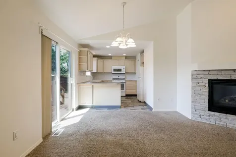 2735 NE Faith Drive Bend OR 97701