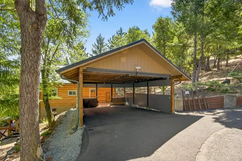 5255 Griffin Lane Medford OR 97501