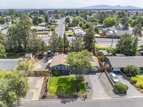 3034 SW 28th Court Redmond OR 97756