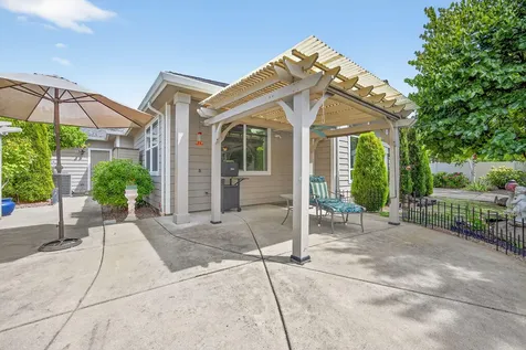 362 Leandra Lane Eagle Point OR 97524