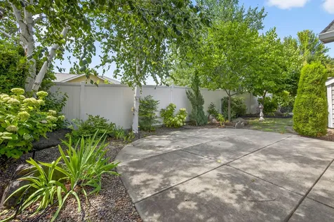 362 Leandra Lane Eagle Point OR 97524
