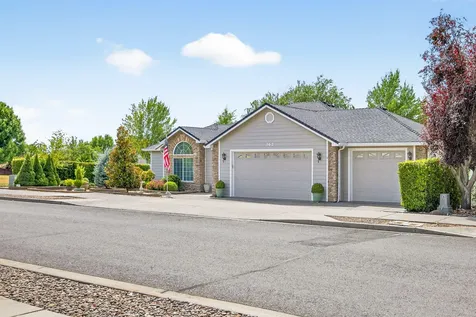 362 Leandra Lane Eagle Point OR 97524