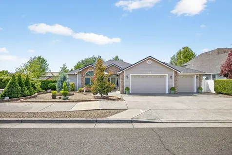 362 Leandra Lane Eagle Point OR 97524
