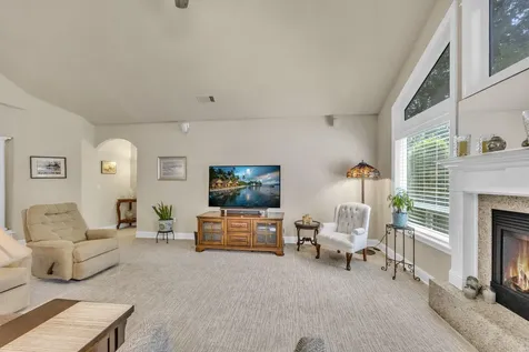362 Leandra Lane Eagle Point OR 97524