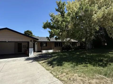 2660 Hawaiian Avenue Medford OR 97504