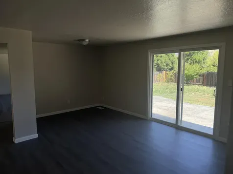 2660 Hawaiian Avenue Medford OR 97504
