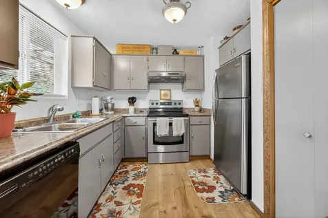 589 Clearview Way Eagle Point OR 97524