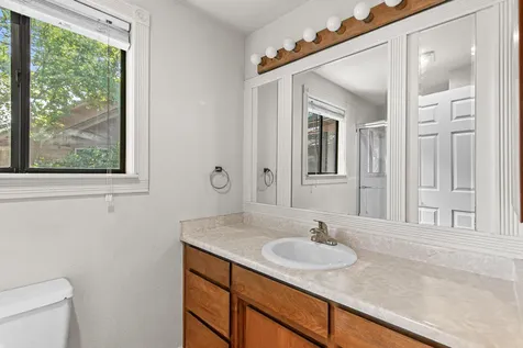 2931 Aldersgate Road Medford OR 97504