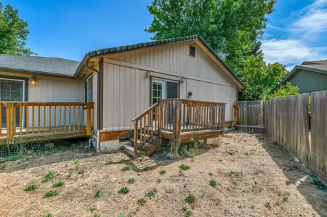 2931 Aldersgate Road Medford OR 97504