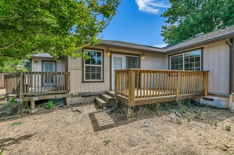 2931 Aldersgate Road Medford OR 97504
