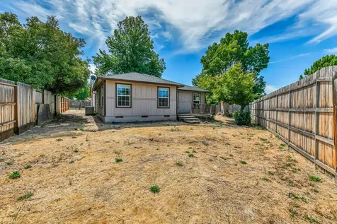 2931 Aldersgate Road Medford OR 97504