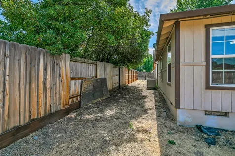 2931 Aldersgate Road Medford OR 97504