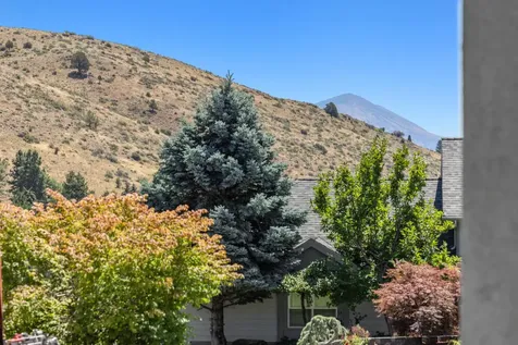 1781 Quail Ridge Drive Klamath Falls OR 97601