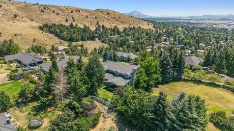 1781 Quail Ridge Drive Klamath Falls OR 97601