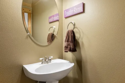 2910 NW Canyon Drive Redmond OR 97756