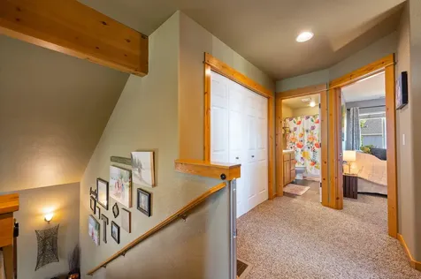 2910 NW Canyon Drive Redmond OR 97756