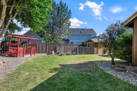 2910 NW Canyon Drive Redmond OR 97756