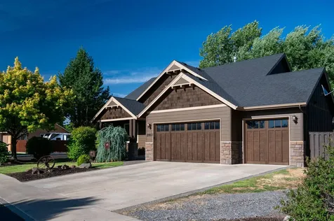 2910 NW Canyon Drive Redmond OR 97756