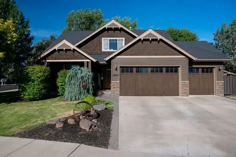 2910 NW Canyon Drive Redmond OR 97756