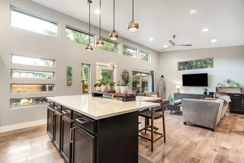 1393 NW Newport Avenue Bend OR 97703