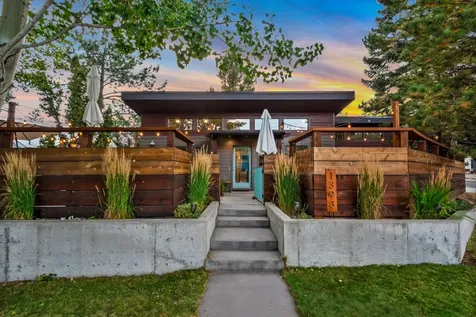 1393 NW Newport Avenue Bend OR 97703