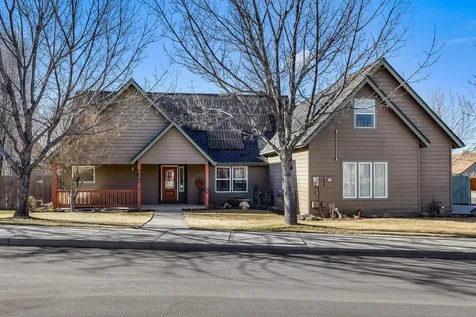 2335 NW 21st Court Redmond OR 97756