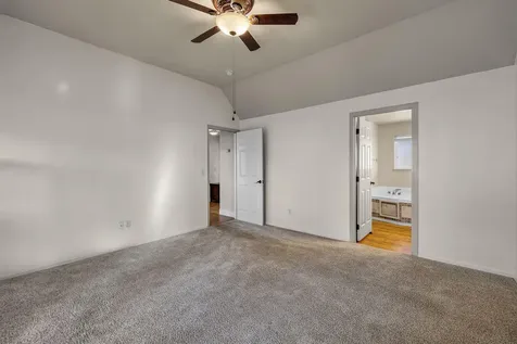 2335 NW 21st Court Redmond OR 97756