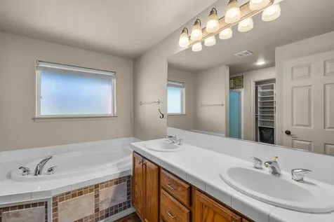 2335 NW 21st Court Redmond OR 97756
